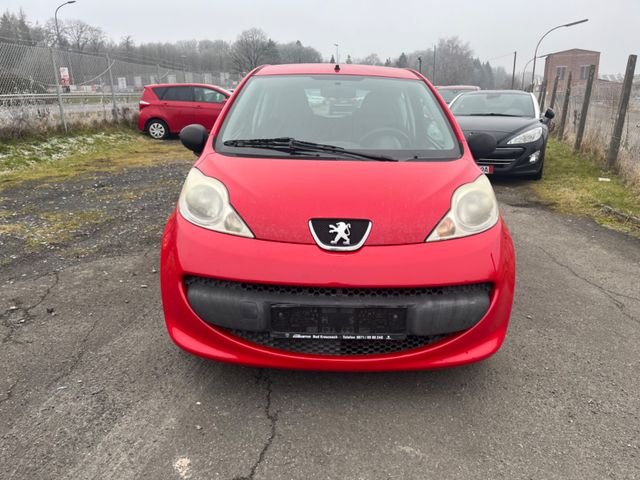 Peugeot 107 Petit Filou+ Neue TÜV Neue Inspektion