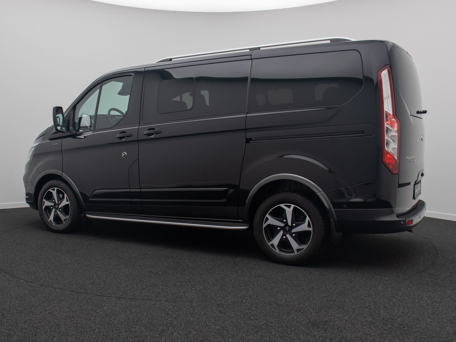 Fahrzeugabbildung Ford Custom Tourneo Active ACC Bi-Xenon DriveAss DAB