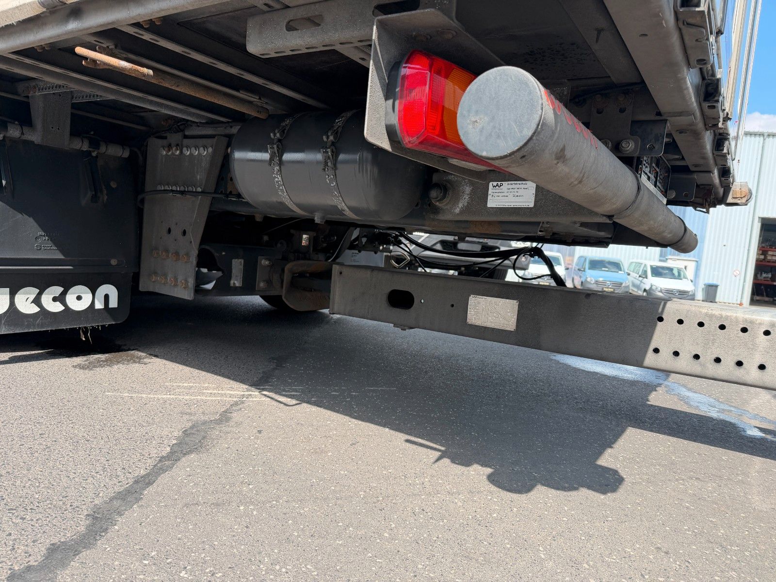 Fahrzeugabbildung Mercedes-Benz Actros 2542 L 6x2 Standklima Retarder