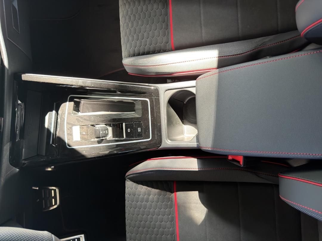 Fahrzeugabbildung Volkswagen Golf GTI Clubsport Soundsystem,19,Performance Pa