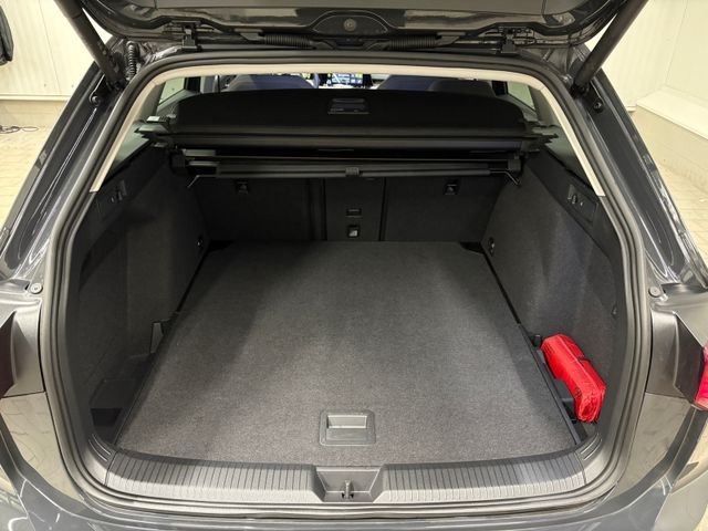 Golf VIII Variant Alltrack 4M 2.0 TDI DSG AHK