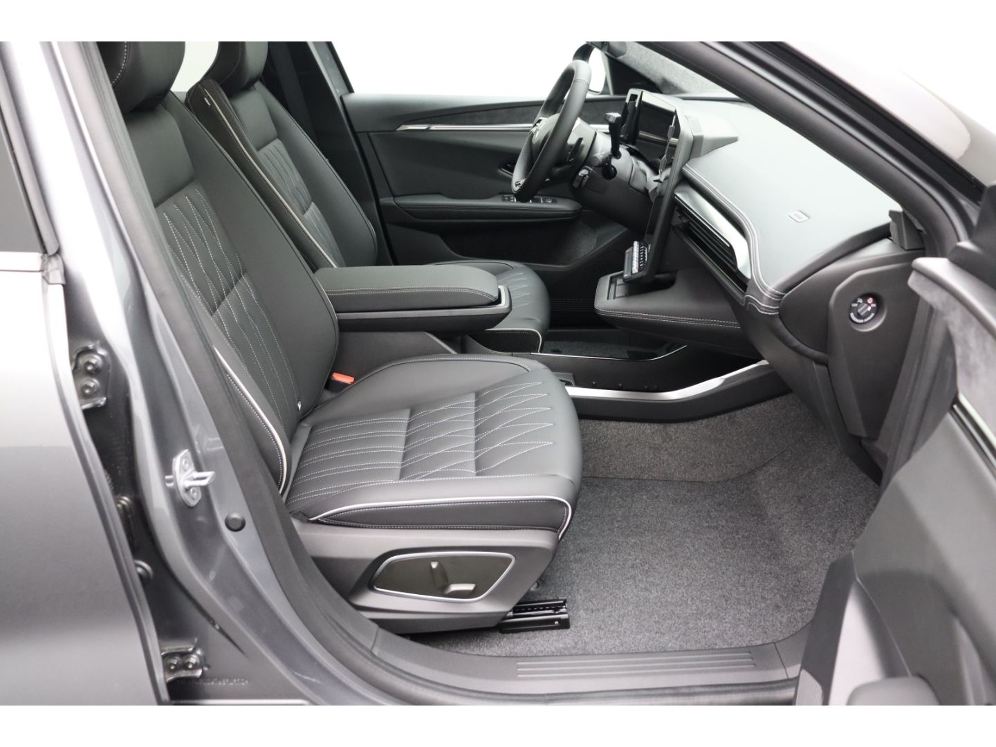 Fahrzeugabbildung Mitsubishi Eclipse Cross Diamant Top 11 KW LUXURY-Paket