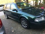 Skoda Octavia Combi 2.0 Ambiente Automatik Ambiente - Skoda Octavia aus 2002: Kombi