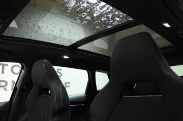 Skoda Karoq Sportline 4x4 AHK Pano 19 Zoll Canton