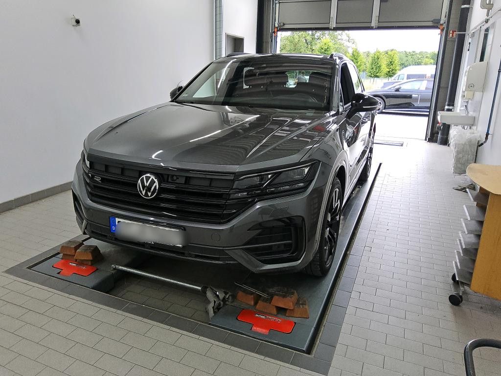 VW Touareg R-Line 4Motion Black Style Pano IQ-LED