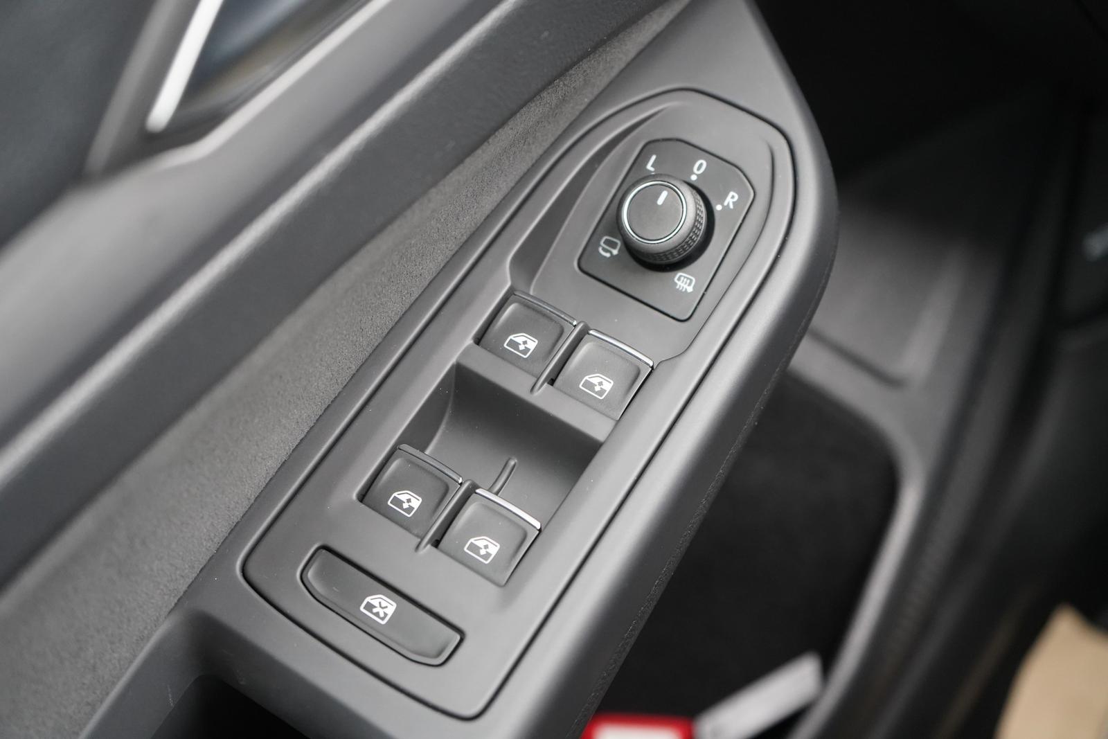 Volkswagen Golf VIII 1.5 16V TSI Style LED Navi Totwinkel, миниатюра 26