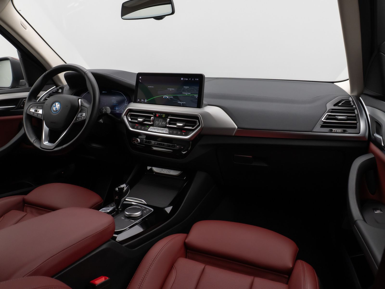 Fahrzeugabbildung BMW X3 xD30e Laser 360° HUD DAB HiFi Komfort Sport