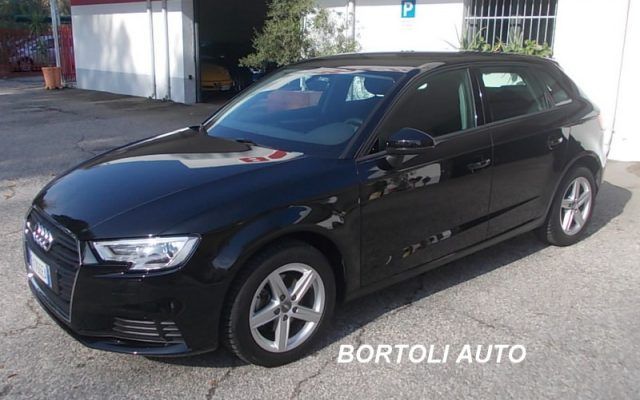 Audi AUDI A3 SPORTBACK 30 1.6 TDI 45.000 KM S-TRONIC 