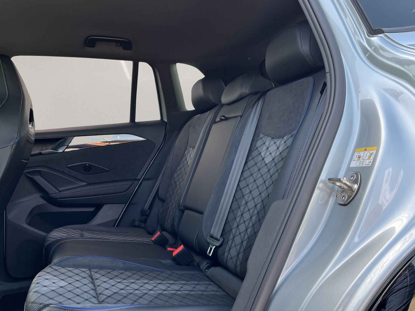 Volkswagen Tiguan - Bild 10