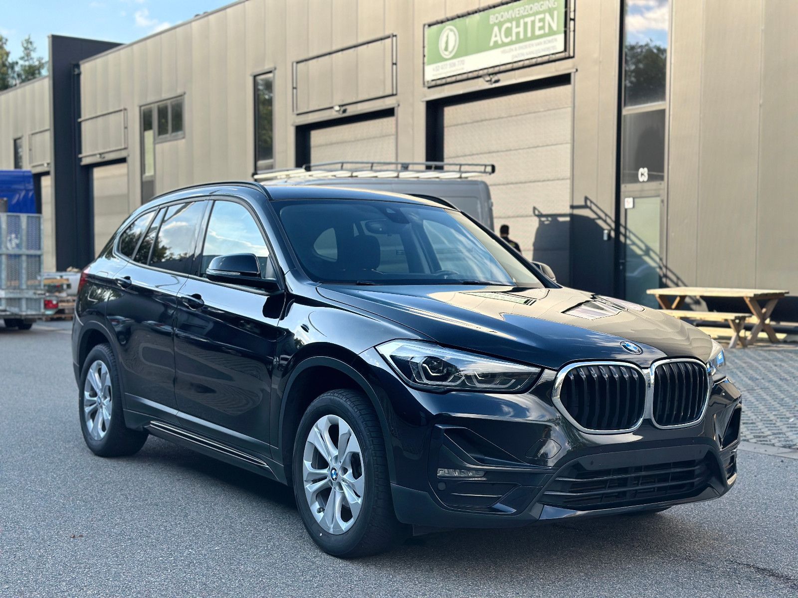 BMW X1 sDrive16d Sport Line *AUTO*LED*MEMORY
