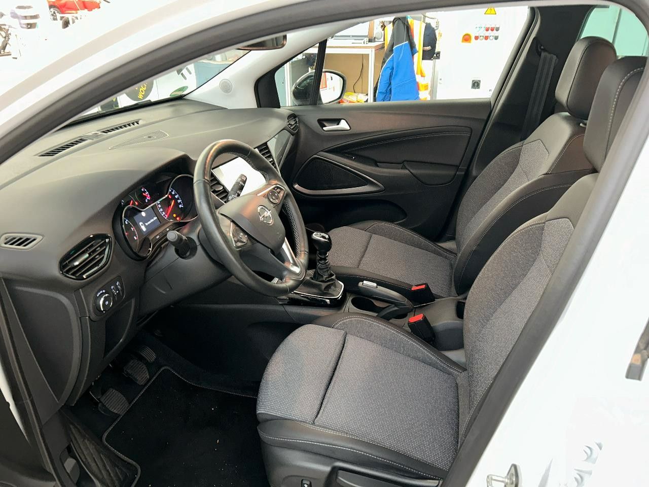 Fahrzeugabbildung Opel Crossland Elegance/Allwetter/AGR/Kamera!