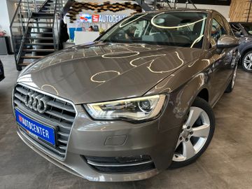 Audi A3 attraction *KLIMA*BI-XENON*TEMPOMAT*