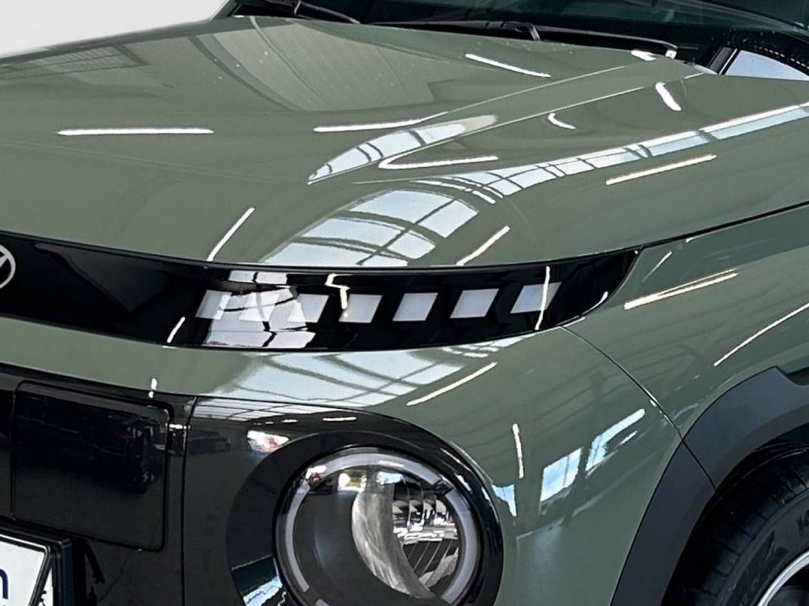 Fahrzeugabbildung Hyundai INSTER (MY27) 49 kWh (115 PS) Trend, Elektro Kom
