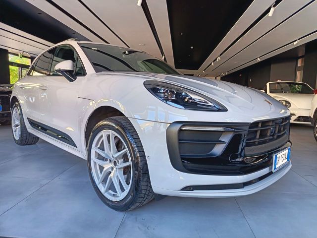 PORSCHE Porsche Macan 2.0