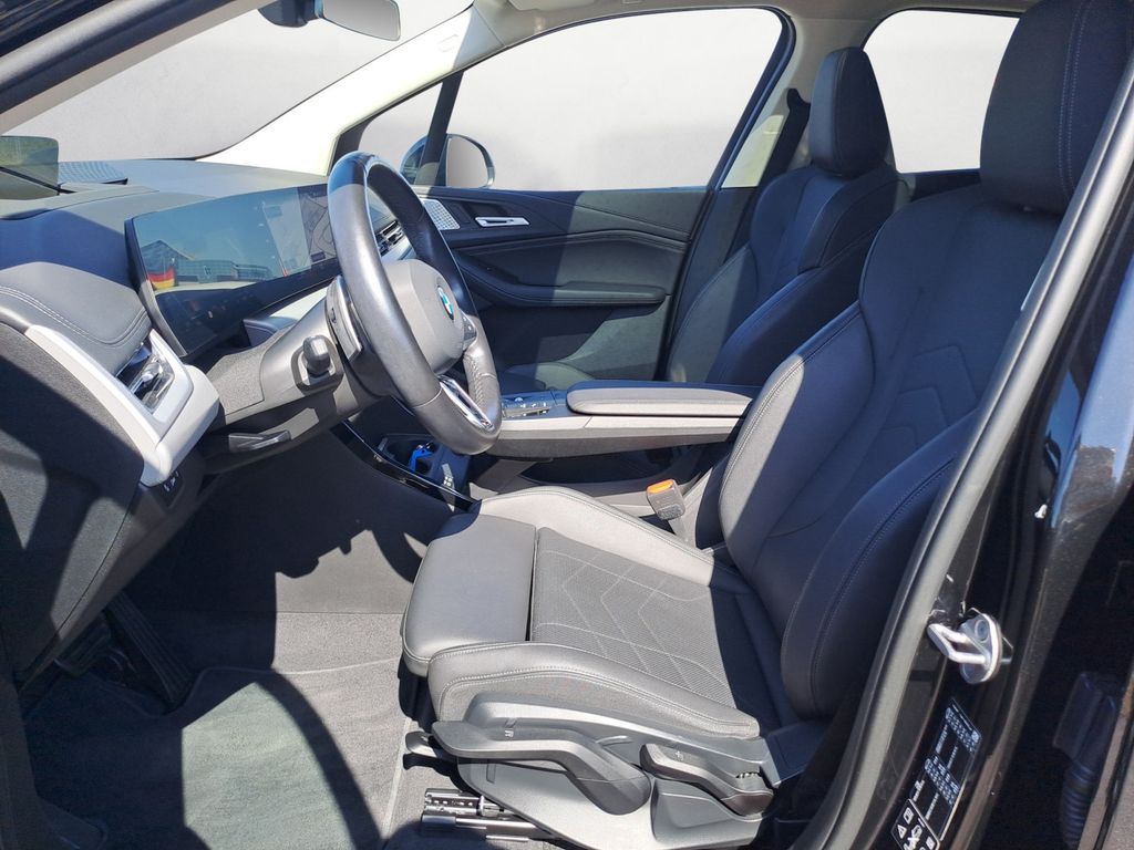 BMW 223 Active Tourer — fotografia 2