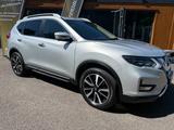 Nissan X-Trail Tekna 4x4*LEDER*PANO*SHZ V+H*AHK*360*ACC - Nissan X-Trail mit Diesel-Antrieb: Silber