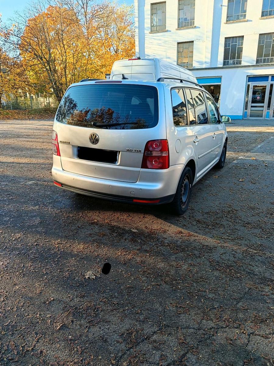 Volkswagen Touran 2007 — photo 5