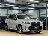BMW X5 30d M SPORT PRO*SKY*INNOV*COMF+*TRVL*CRBN*AIR - BMW X5 aus 2025