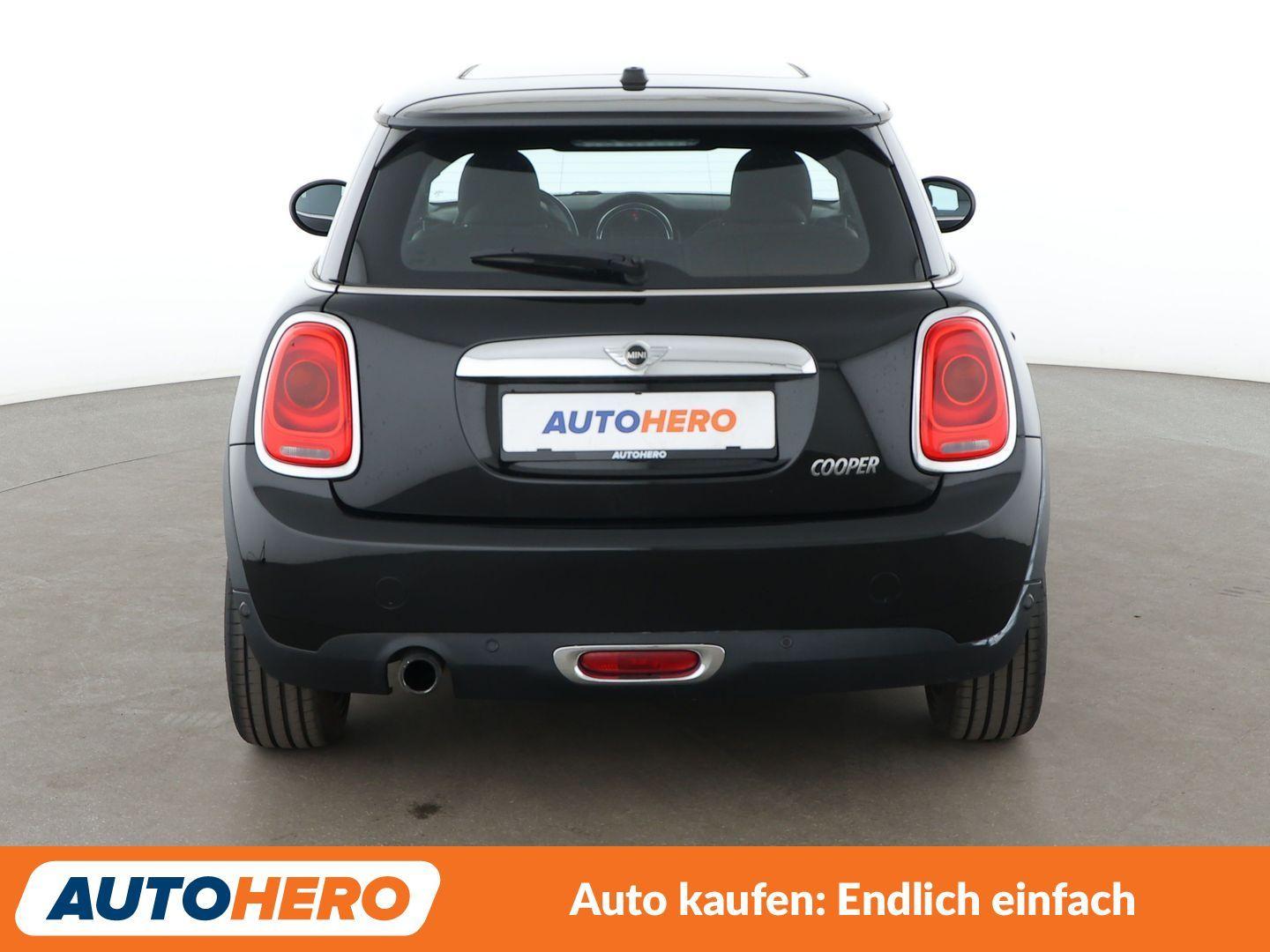 MINI Cooper*TEMPO*PDC*SHZ*LIM*KLIMA*ALU*PANO*