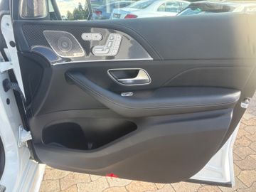 Fahrzeugabbildung Mercedes-Benz AMG GLE 63 S 4Matic+ AHK Pano Keramik 22"