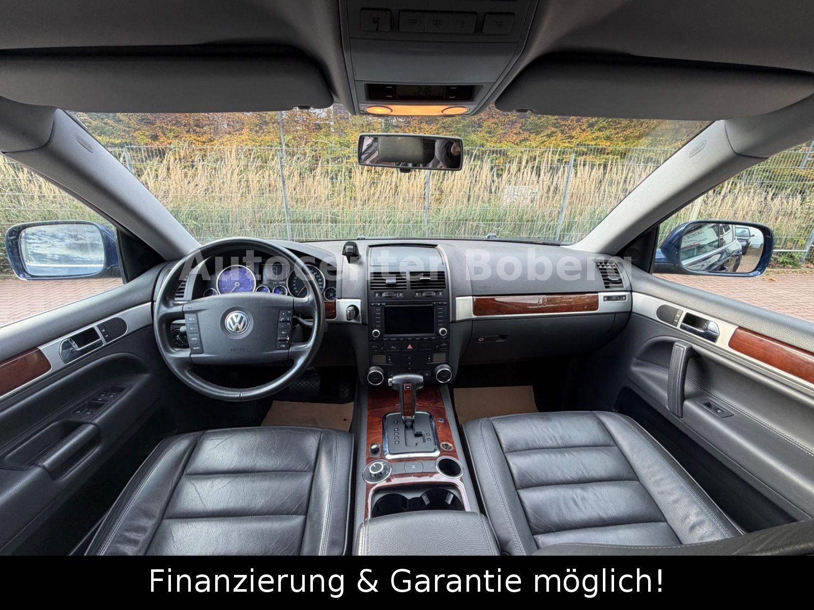 Volkswagen Touareg 2004 — photo 12