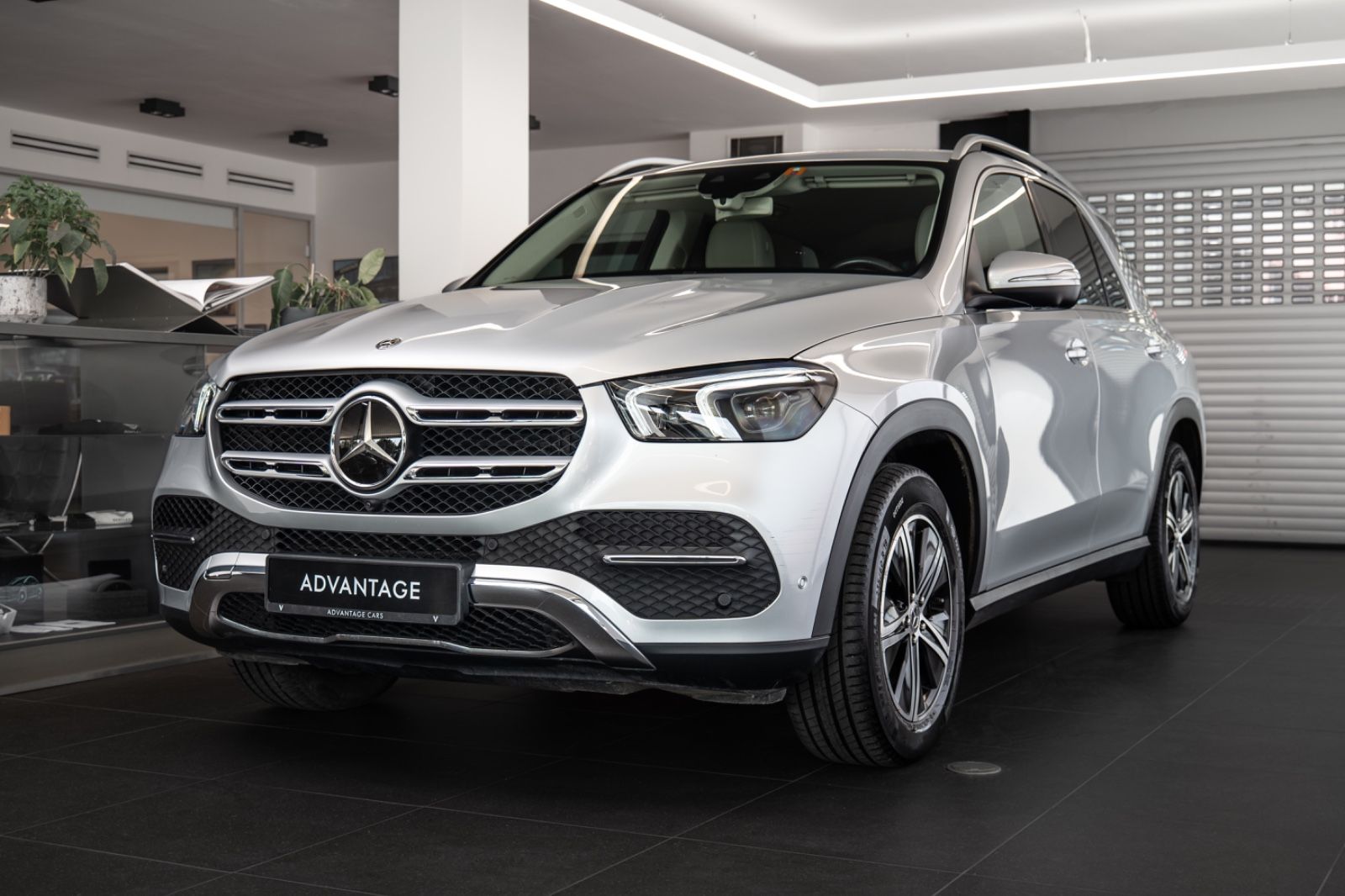 MERCEDES-BENZ GLE 350d/LED/360/CarPlay/Burmester