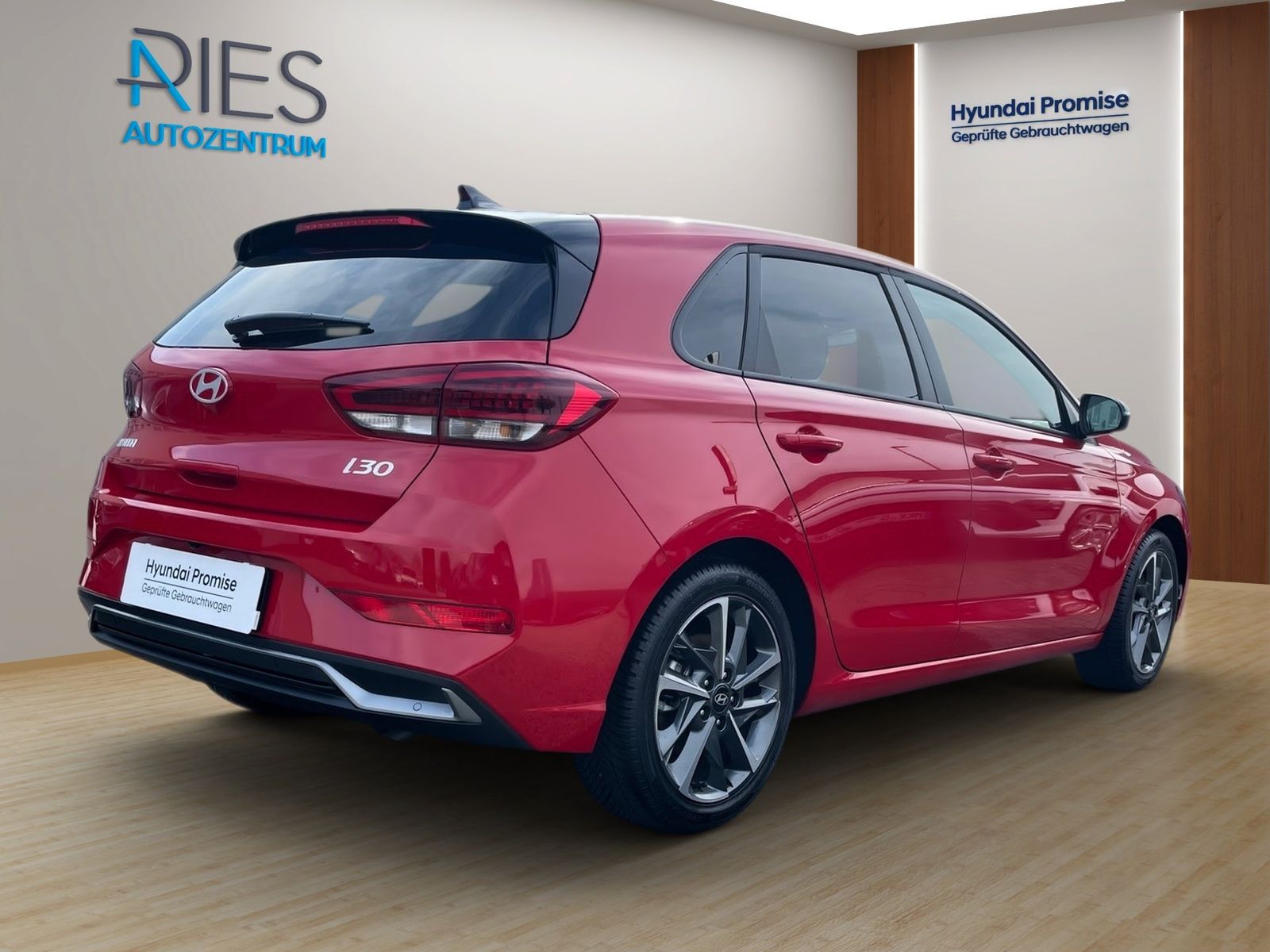 Hyundai i30 1.0 T-GDI Advantage KlimaA*LED*Navi*SHZ*Kam. foto 4