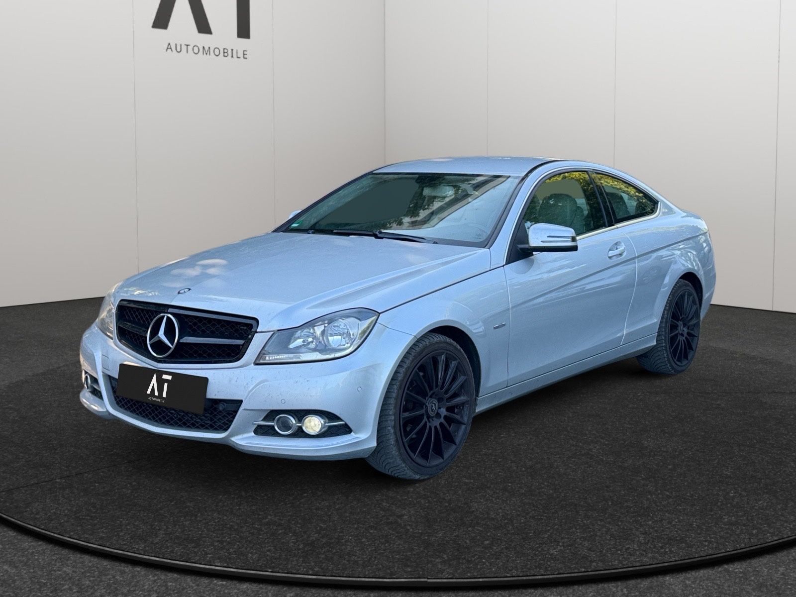 Mercedes-Benz C 180 Coupe CGI *Navi*PDC*Voll-Leder*SHZ