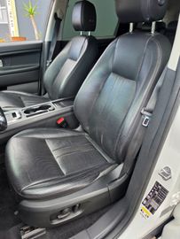 Land-Rover Discovery - 8