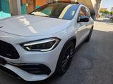 Mercedes-Benz MERCEDES - Classe GLA - 35 4Matic AMG - weiße Mercedes-Benz GLA 35 AMG