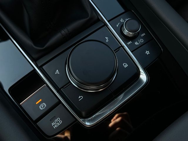 Fahrzeugabbildung Mazda 3 Skyactiv-X Selection*PDC+SHZ*LHZ*Bose-Soundsys