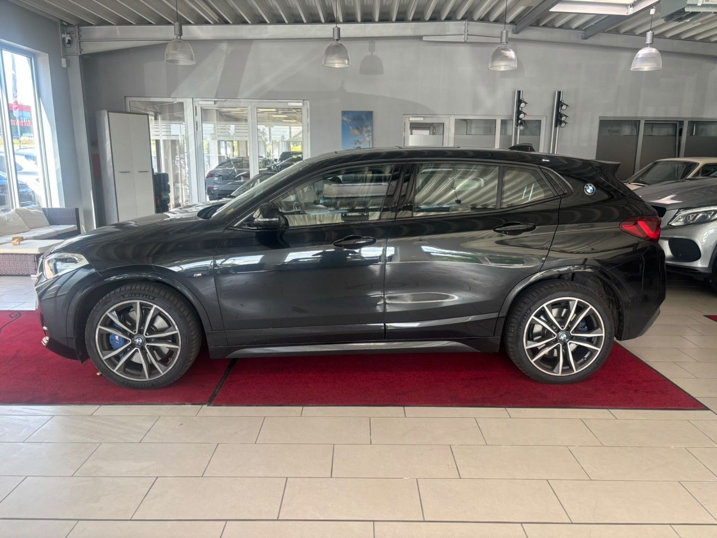 BMW X2 xDrive M35 i *PANO/H&K/MEMORY/KAMERA* imagem 2