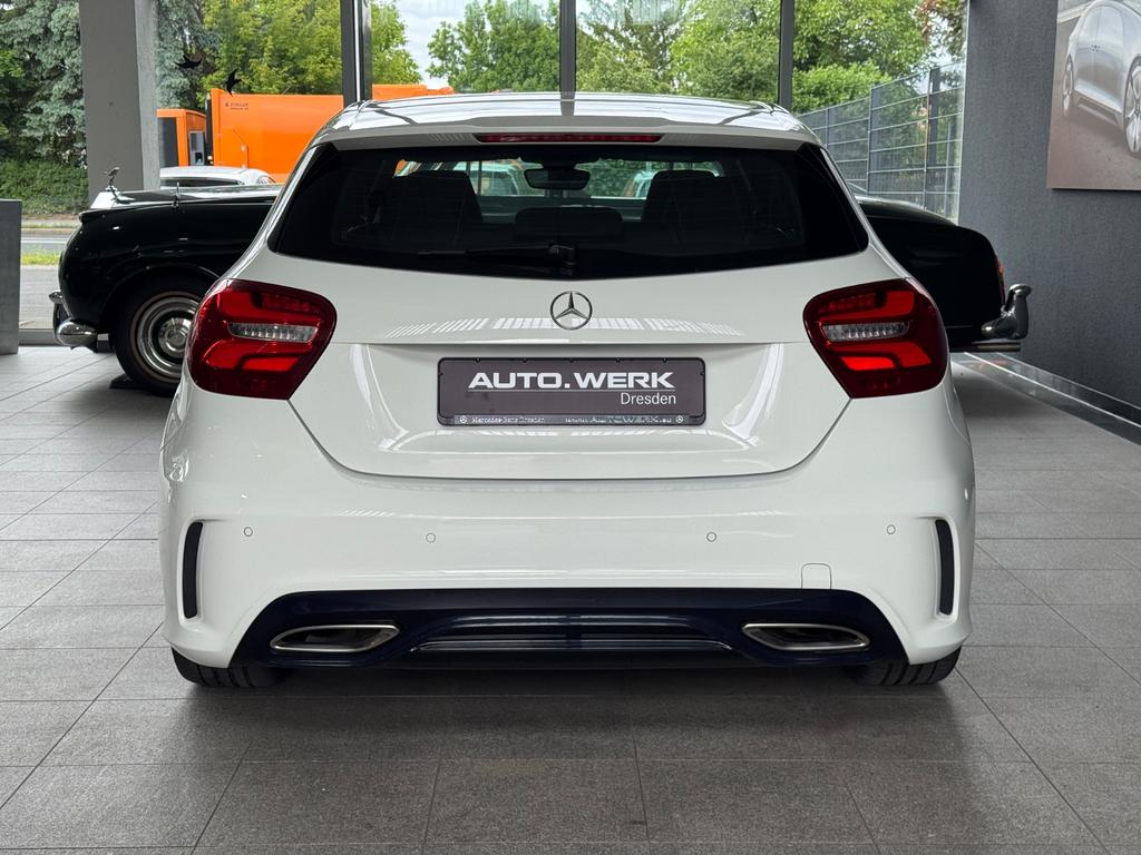 Mercedes-Benz A 220