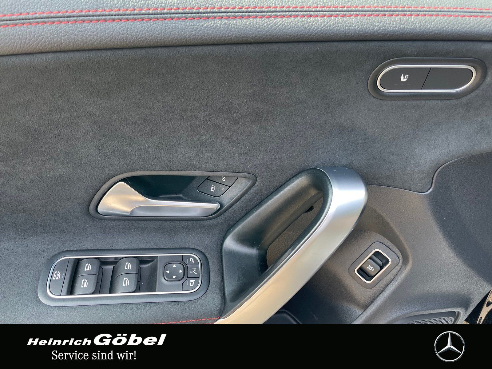 Fahrzeugabbildung Mercedes-Benz CLA 200 d AMG+AHK+360°+SPUR-P+AMBIENTE+CARPLAY