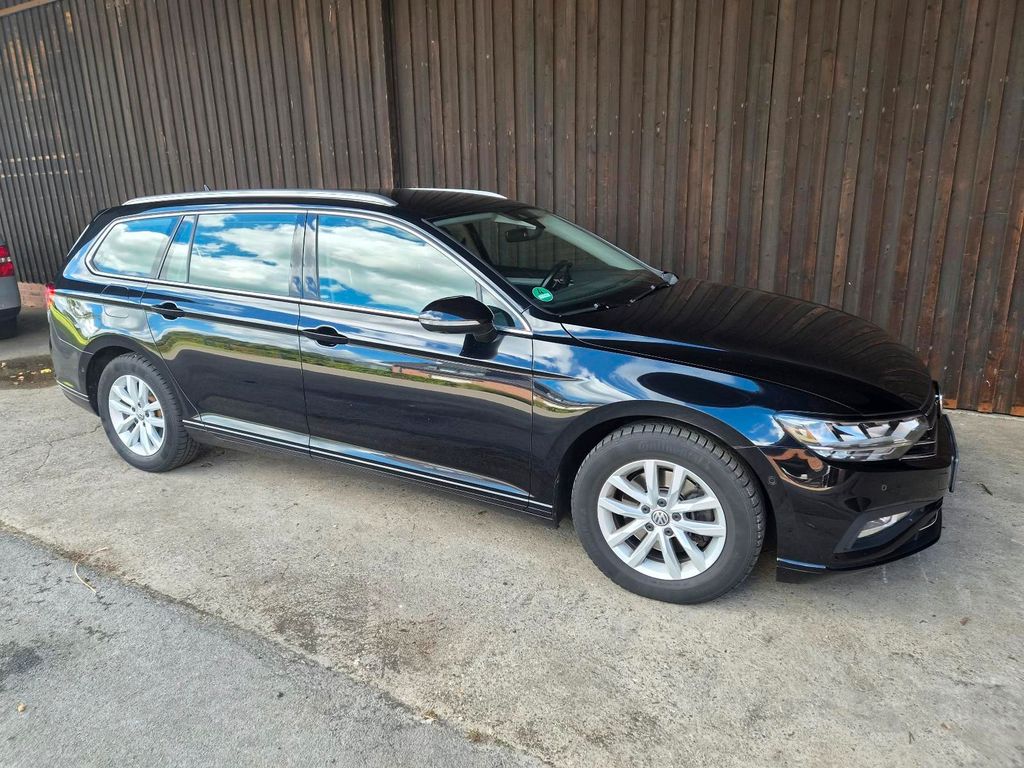 Image of Volkswagen Passat Variant