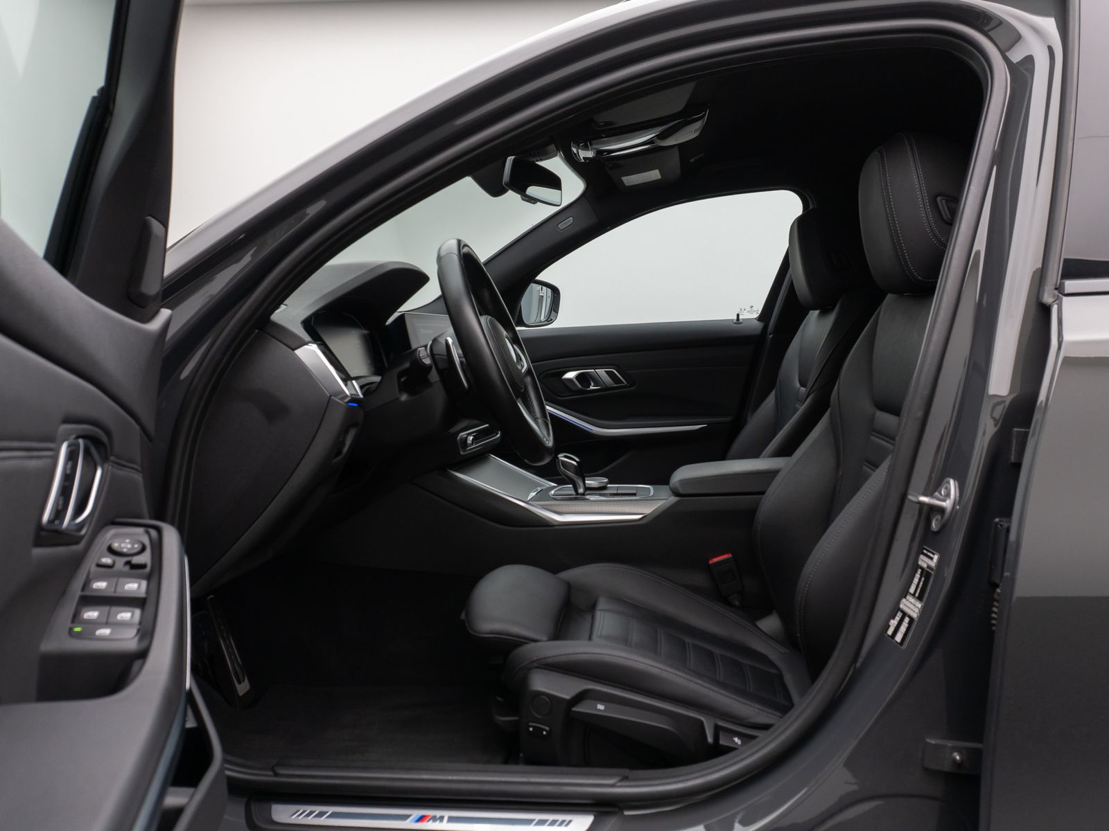 Fahrzeugabbildung BMW 320d M Sport Kamera Laser DAB HiFi Komfort Alarm