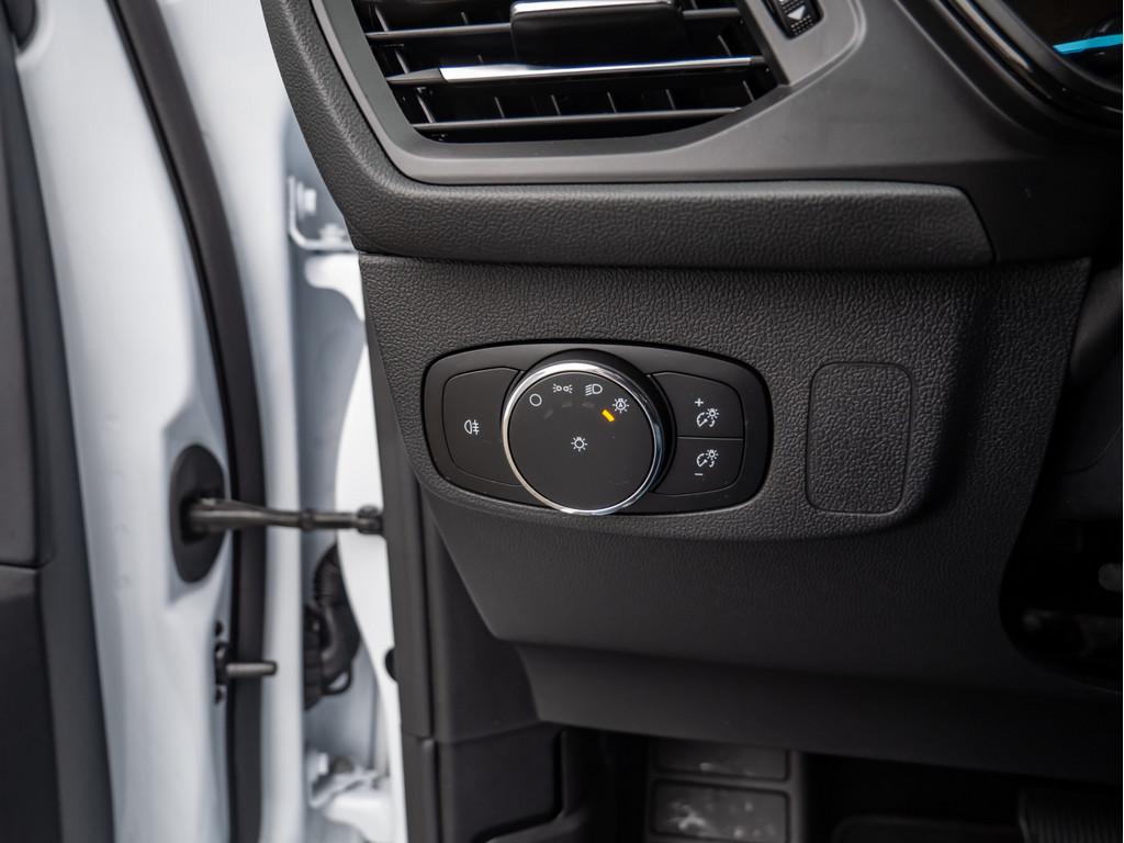 Ford FOCUS ST-LINE MHEV KAMERA NAVI ACC MATRIX-LED