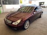 Mercedes-Benz CLS 350 CGI - Mercedes-Benz CLS 350: Rot
