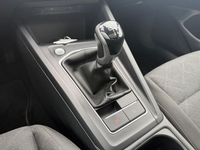 Golf 8 VIII Life 1.0 TSI El. Panodach Navi