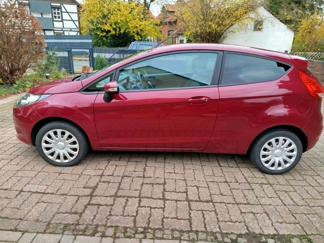 Ford Fiesta hot magenta TÜV neu!