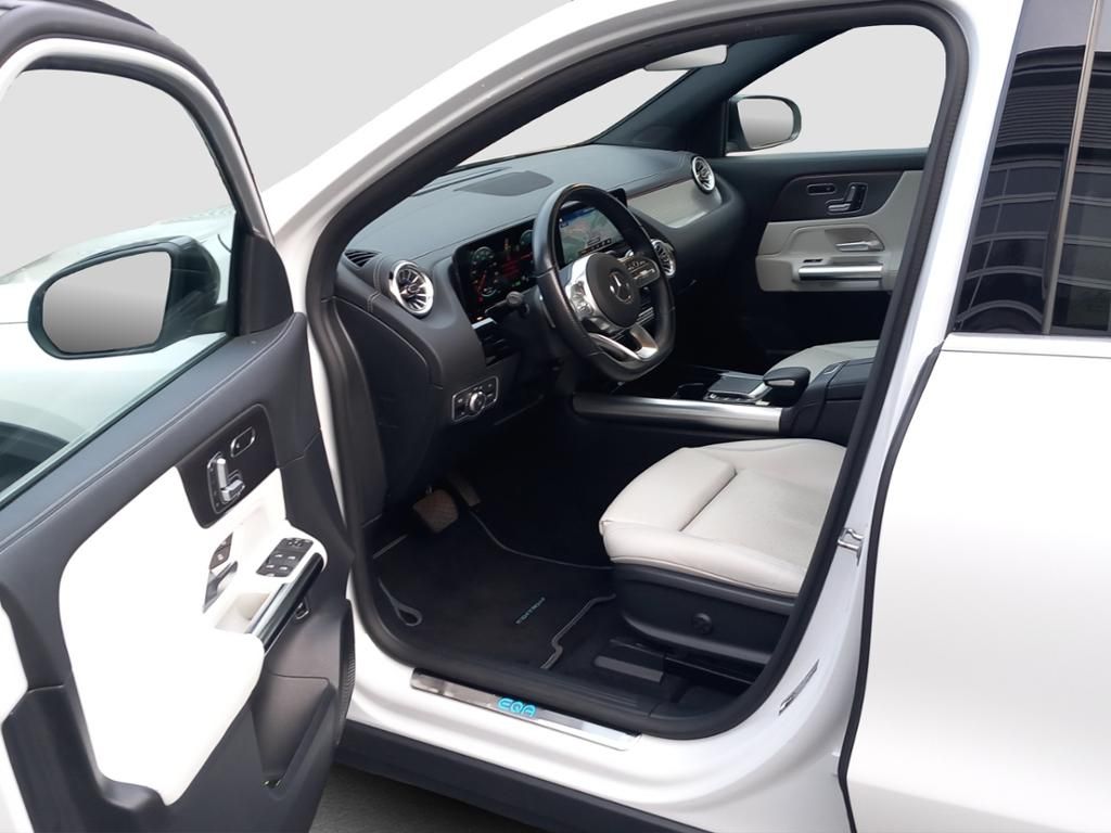 Fahrzeugabbildung Mercedes-Benz EQA 250 AMG*LED*Leder*KeyLess*FAP*PDC*ParkAs*RFK