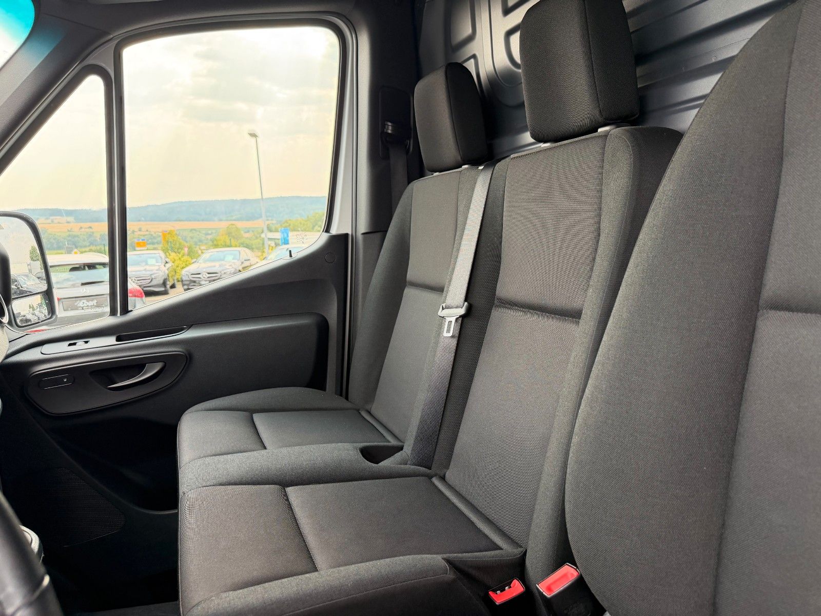 Fahrzeugabbildung Mercedes-Benz Sprinter 317 CDI 9G 4325 Klima AHK3,5to