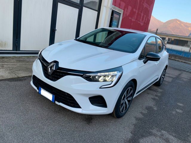 Renault Clio Idonea a Neopatentati