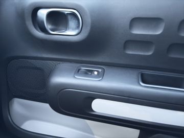 Citroën C3 1.2 PureTech 8283 ! YOU LED+PDC+SpurH