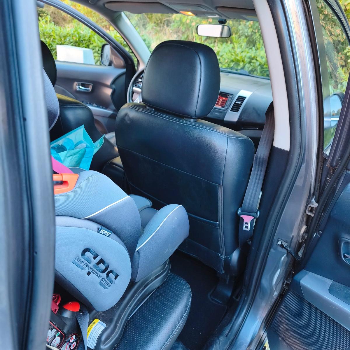 Peugeot 4007 2008 — photo 6