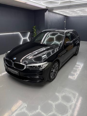 BMW 520d xDrive*SportLine*Leder*HeadUp*Pano*AHK*