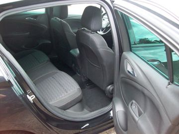 Bild 6 Opel Astra K Lim. 1.4T Dynamic PDC+Kam SHZ LHZ Navi