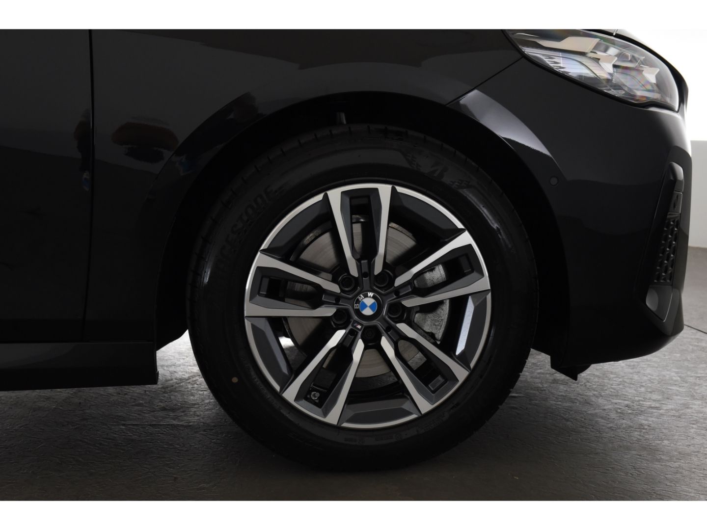 BMW 220 Active Tourer i M Sport Anhängerkupplung Pre foto 5