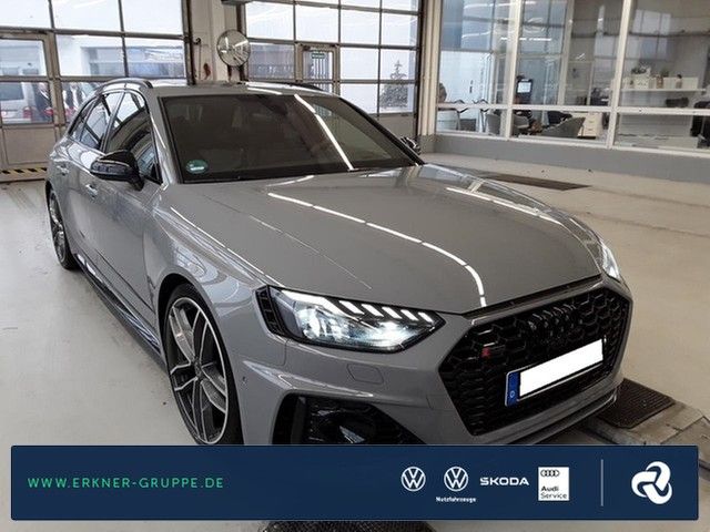 Audi RS 4 Avant 2.9TFSI PANO+HEADUP+20ZOLL+VMAX280+++