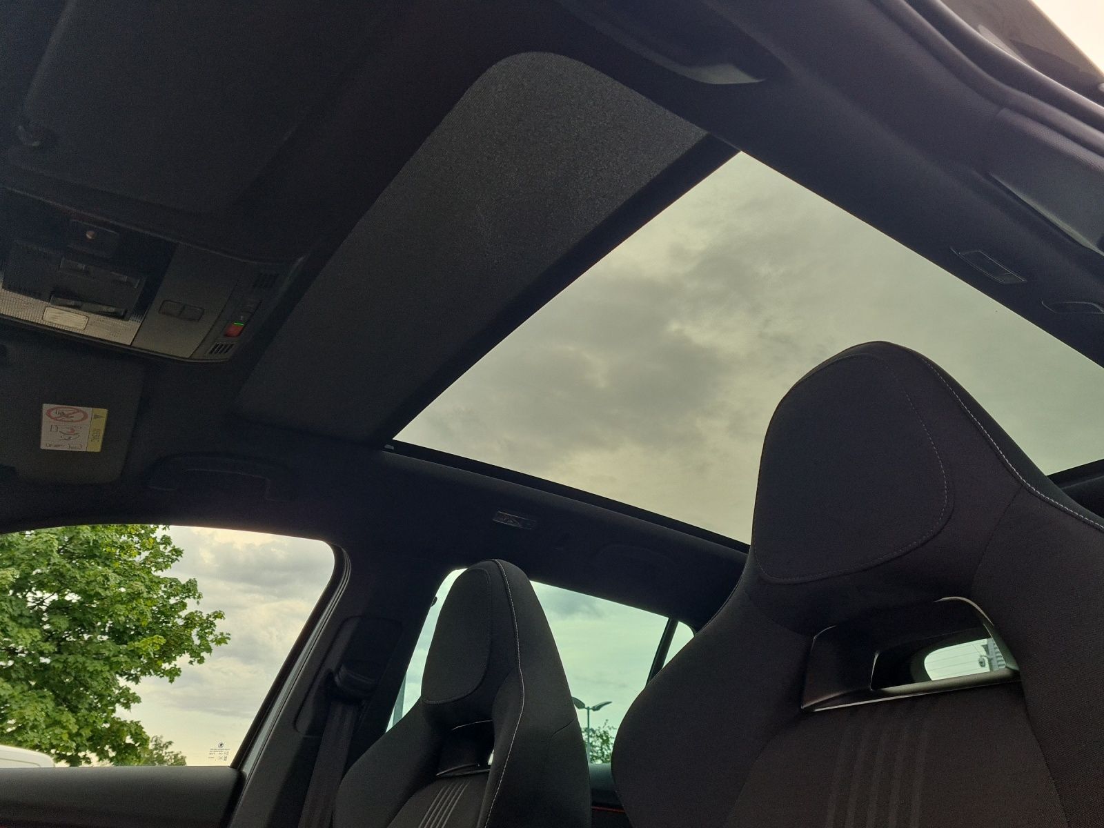 Fahrzeugabbildung SKODA Scala TSI DSG Monte Carlo LED ACC PANO NAVI PDC